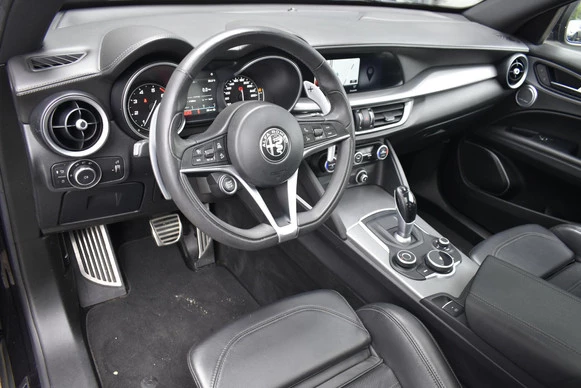 Alfa Romeo Stelvio - Afbeelding 3 van 30