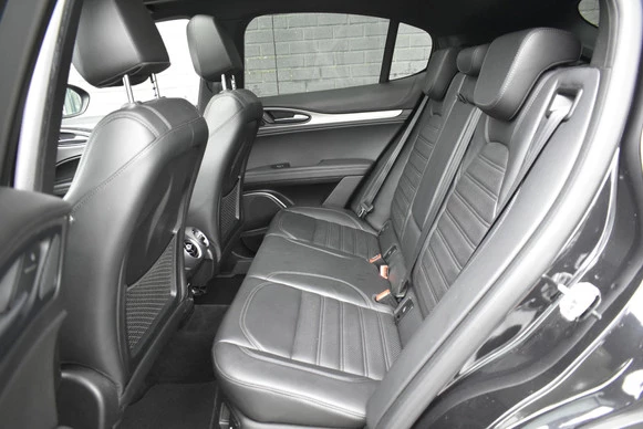 Alfa Romeo Stelvio - Afbeelding 9 van 30