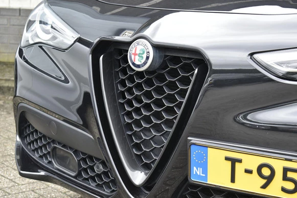 Alfa Romeo Stelvio - Afbeelding 27 van 30