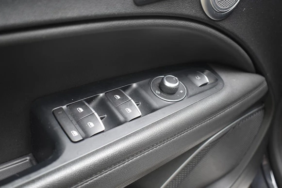 Alfa Romeo Stelvio - Afbeelding 30 van 30
