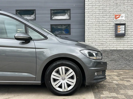 Volkswagen Touran - Afbeelding 9 van 29