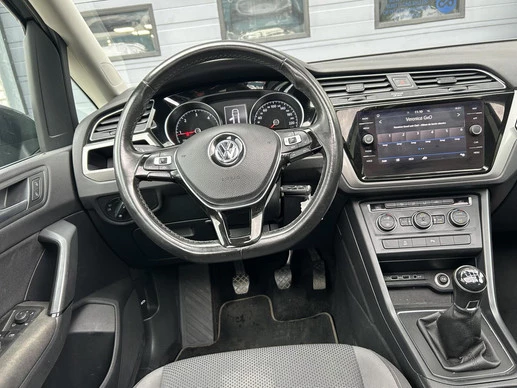 Volkswagen Touran - Afbeelding 12 van 29