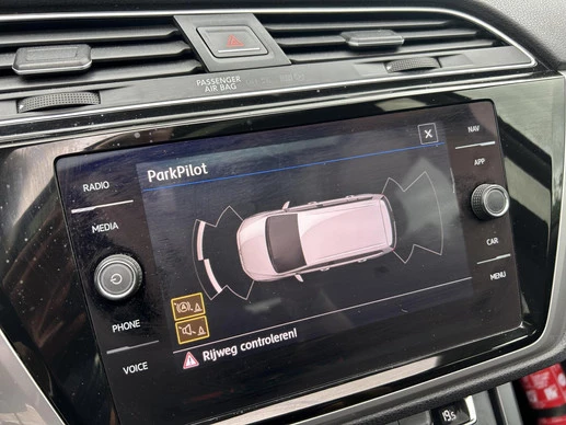 Volkswagen Touran - Afbeelding 26 van 29