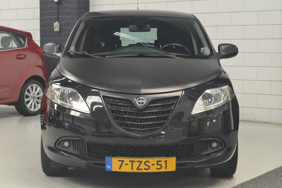 Lancia Ypsilon - Afbeelding 2 van 23