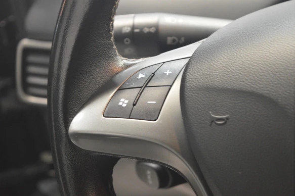 Lancia Ypsilon - Afbeelding 14 van 23