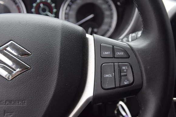 Suzuki Vitara - Afbeelding 16 van 29