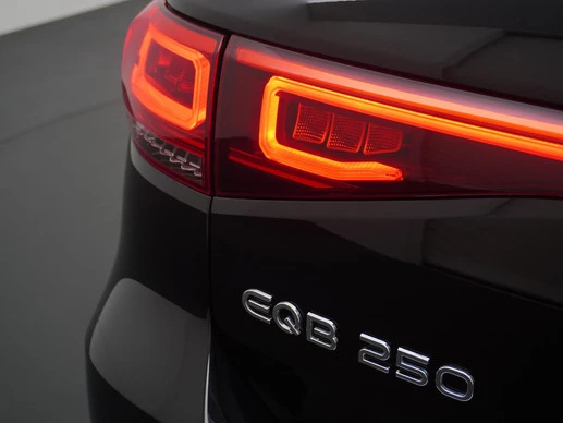Mercedes-Benz EQB - Afbeelding 9 van 30