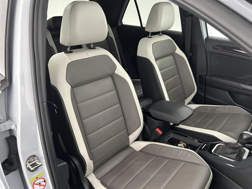 Volkswagen T-Roc - Afbeelding 2 van 30