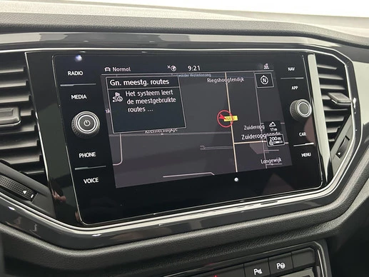 Volkswagen T-Roc - Afbeelding 23 van 30