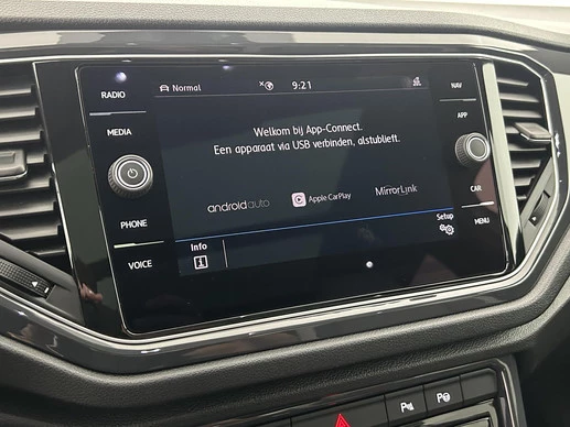 Volkswagen T-Roc - Afbeelding 25 van 30