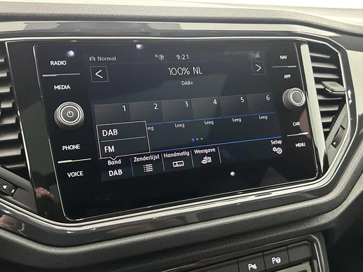 Volkswagen T-Roc - Afbeelding 27 van 30