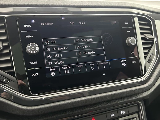 Volkswagen T-Roc - Afbeelding 28 van 30