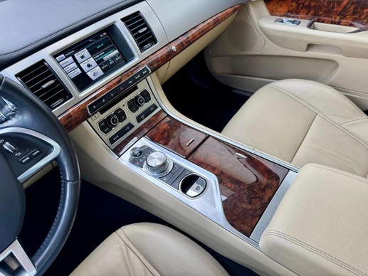 Jaguar XF - Afbeelding 7 van 24