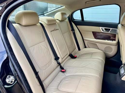 Jaguar XF - Afbeelding 16 van 24