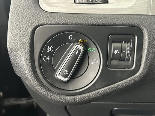 Volkswagen Golf - Afbeelding 17 van 30