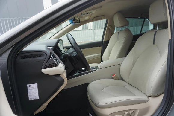 Toyota Camry - Afbeelding 10 van 30