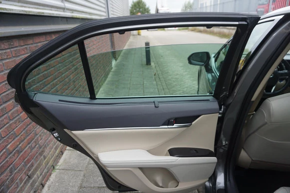 Toyota Camry - Afbeelding 12 van 30
