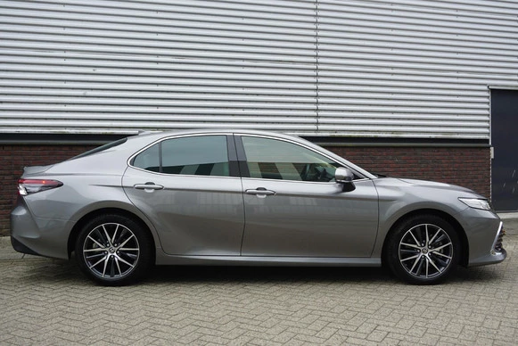 Toyota Camry - Afbeelding 18 van 30