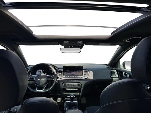 Kia Ceed - Afbeelding 23 van 25