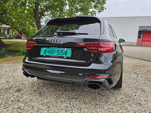 Audi RS4 - Afbeelding 11 van 30
