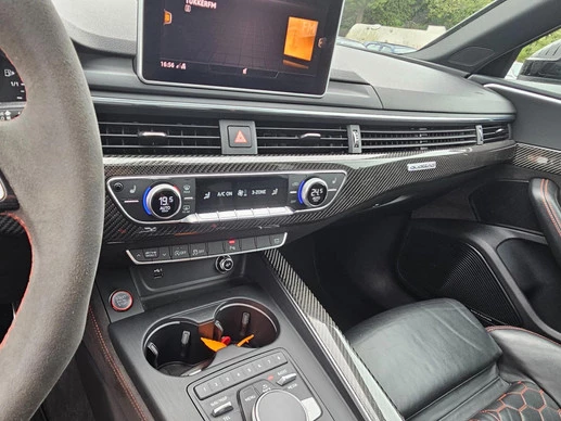 Audi RS4 - Afbeelding 21 van 30