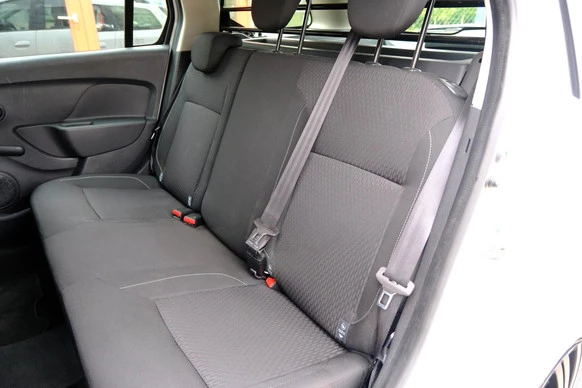 Dacia Logan - Afbeelding 18 van 26