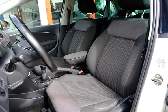 Volkswagen Polo - Afbeelding 23 van 30
