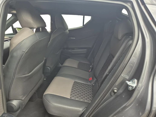 Toyota C-HR - Afbeelding 18 van 24