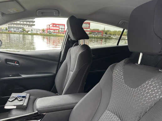 Toyota Prius - Afbeelding 19 van 30