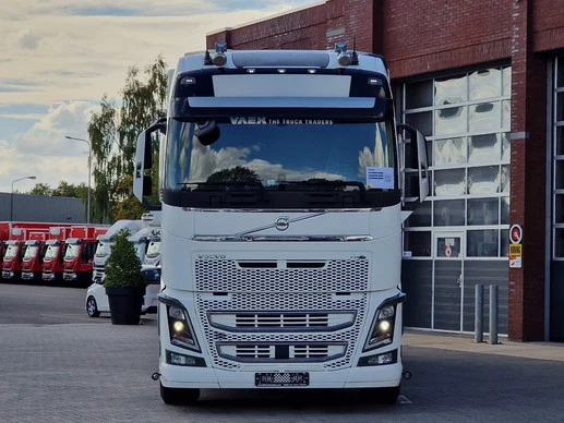 Volvo FH - Afbeelding 2 van 30