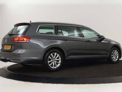 Volkswagen Passat - Afbeelding 26 van 30