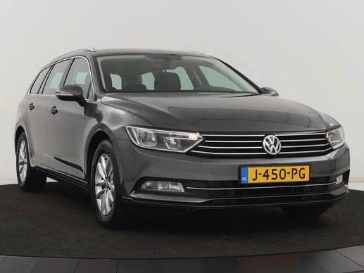 Volkswagen Passat - Afbeelding 27 van 30