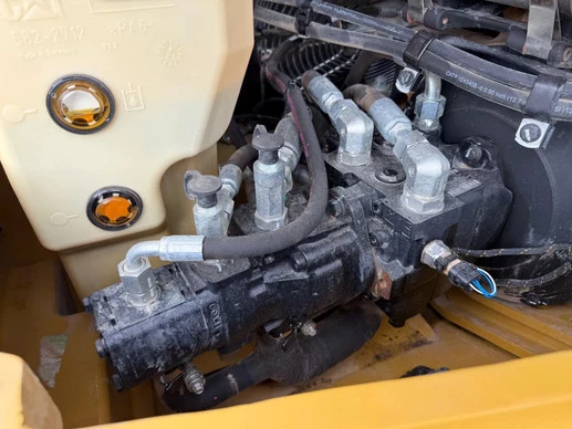 Caterpillar  - Afbeelding 11 van 29