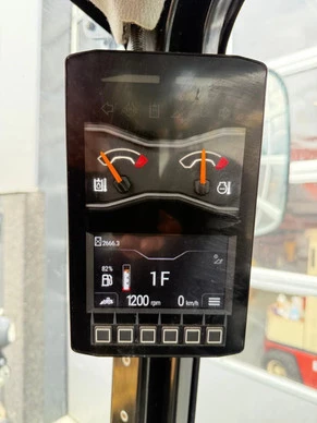 Caterpillar  - Afbeelding 13 van 29