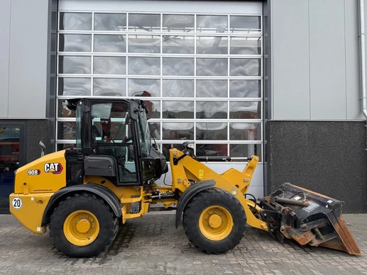 Caterpillar  - Afbeelding 19 van 29