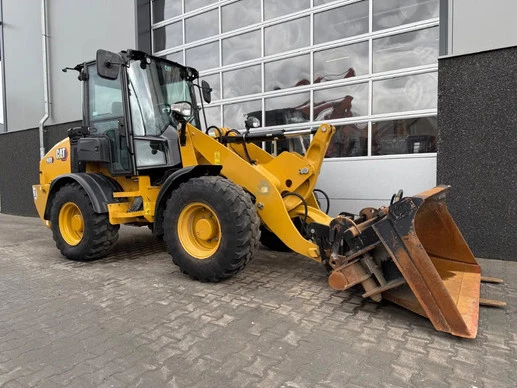 Caterpillar  - Afbeelding 21 van 29