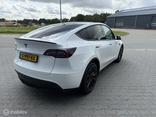 Tesla Model Y - Afbeelding 6 van 25
