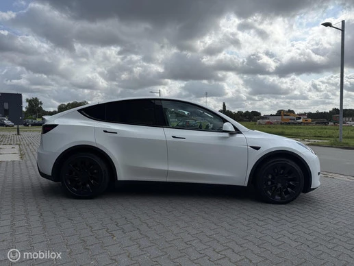 Tesla Model Y - Afbeelding 8 van 25