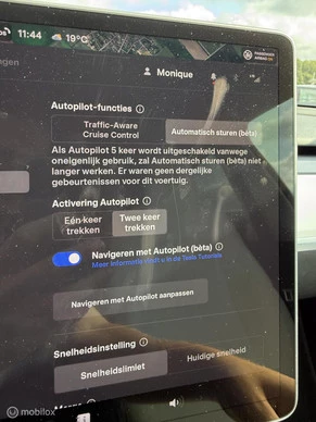 Tesla Model Y - Afbeelding 22 van 25