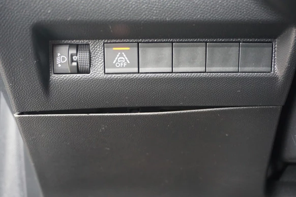 Peugeot e-208 - Afbeelding 9 van 30