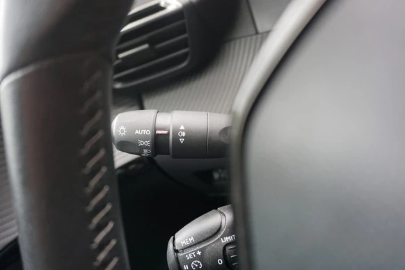 Peugeot e-208 - Afbeelding 14 van 30