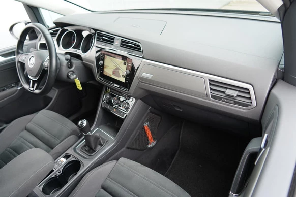 Volkswagen Touran - Afbeelding 4 van 30