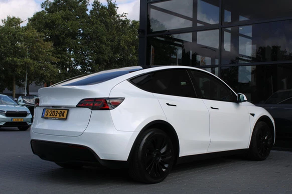 Tesla Model Y - Afbeelding 13 van 25