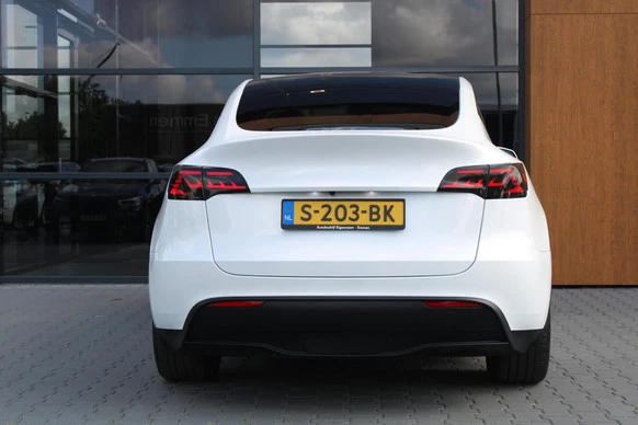 Tesla Model Y - Afbeelding 14 van 25