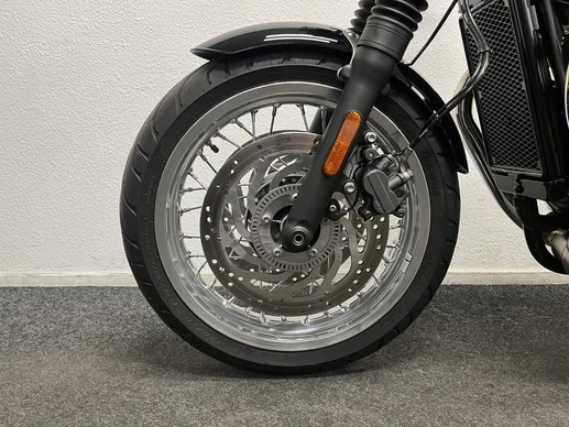 Triumph Thruxton 1200 - Afbeelding 16 van 22