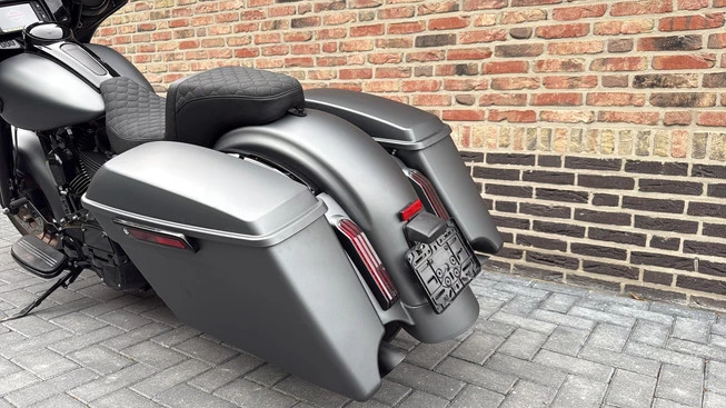 Harley-Davidson Street Glide - Afbeelding 12 van 18