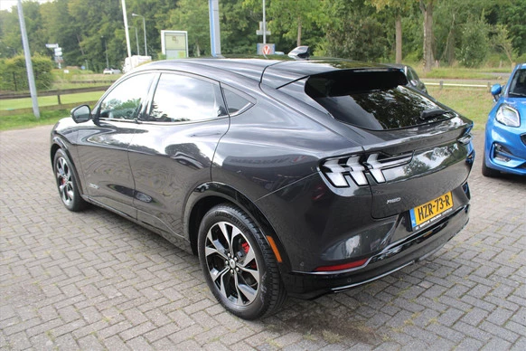 Ford Mustang Mach-E - Afbeelding 5 van 30
