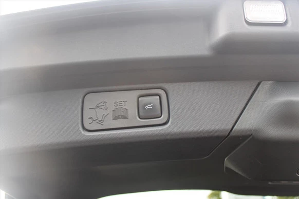 Ford Mustang Mach-E - Afbeelding 18 van 30