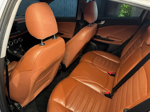 Alfa Romeo Giulietta - Afbeelding 10 van 27