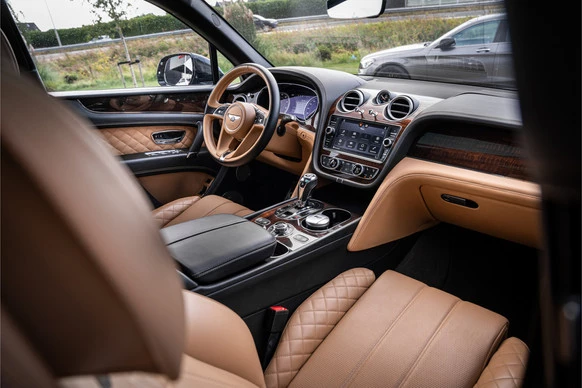 Bentley Bentayga - Afbeelding 10 van 30